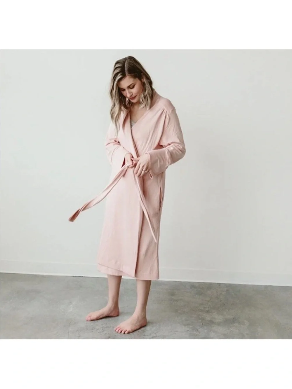 Goumi Robe - Picture 4 of 4